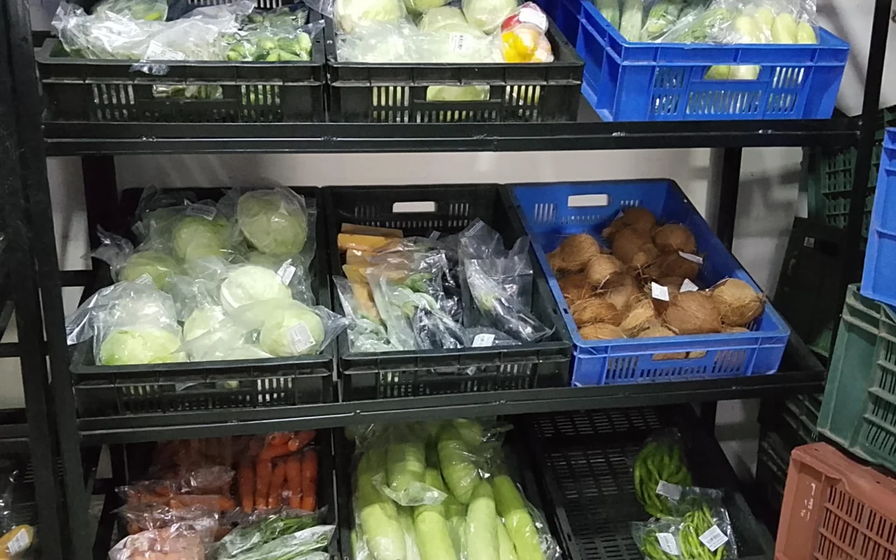 Fresh produce at Rapsap store
